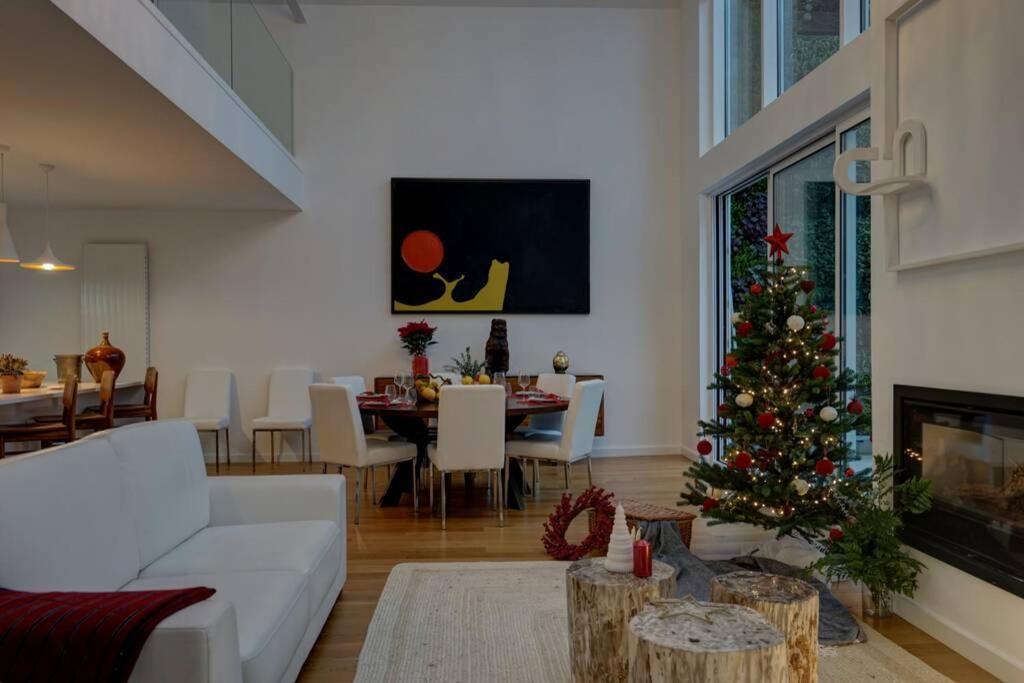 Loft58 Luxury Loft With Internal Swimming Pool Villa Lisbon